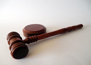 Чем может обернуться долг по алиментам рассказали благовещенцам