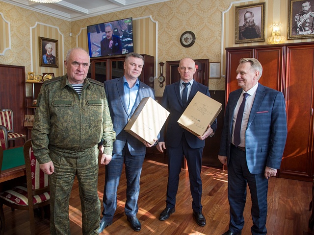 Очередные квадрокоптеры переданы в зону действий СВО