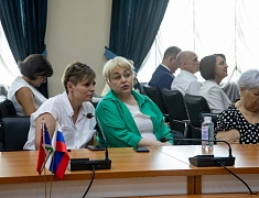 Представителей сферы торговли чествовали в Благовещенске