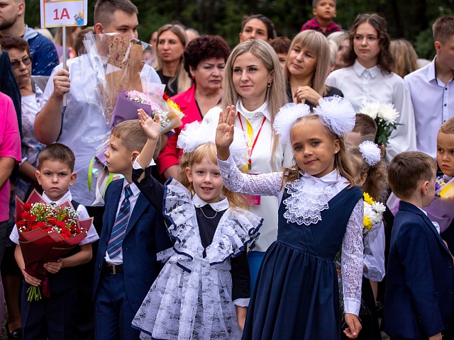 Хотим в эту школу, но живем в другом районе: в амурской столице начинается вторая волна записи в первый класс 